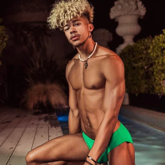 Elijahzaynexxx OnlyFans creator spreading love