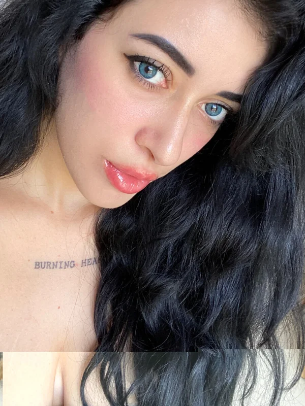 Ella - OnlyFans Creator Profile Picture