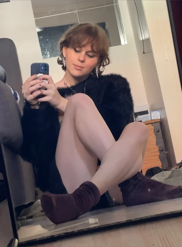 Ella bella 🖤 OnlyFans creator with exclusive content