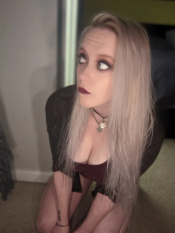 Elliface OnlyFans profile