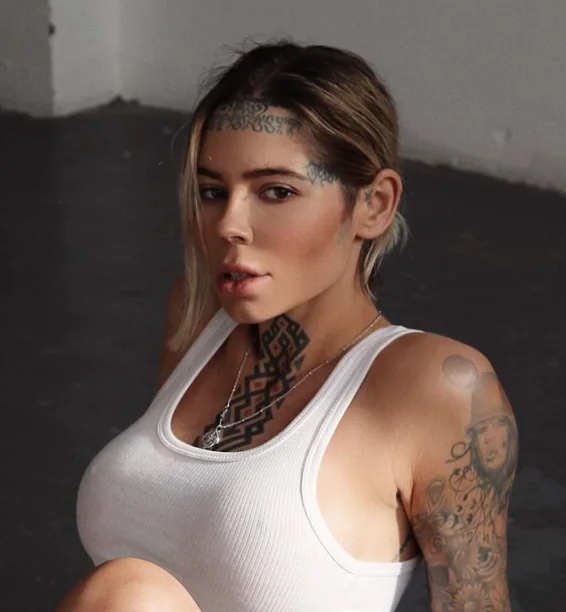 Elliscooper's Exclusive OnlyFans Content Elliscooper OnlyFans UK artist