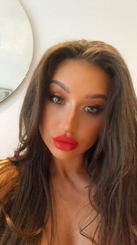 🦋 OnlyFans lingerie model and dancer