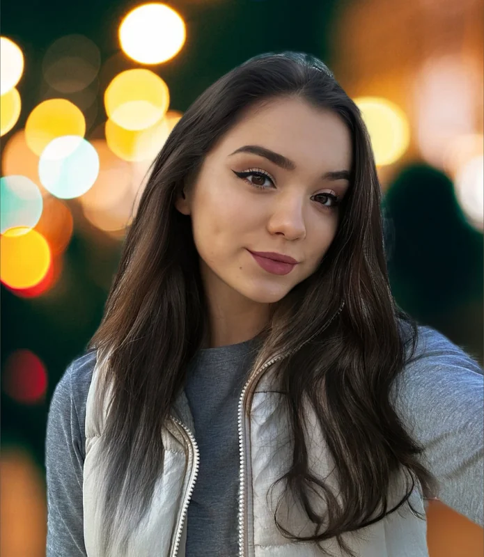 Emilly OnlyFans Creator Emilly OnlyFans Slim Brunette Creator