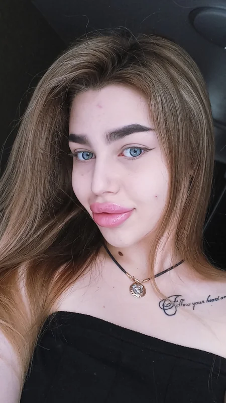 Emily Moore OnlyFans profile