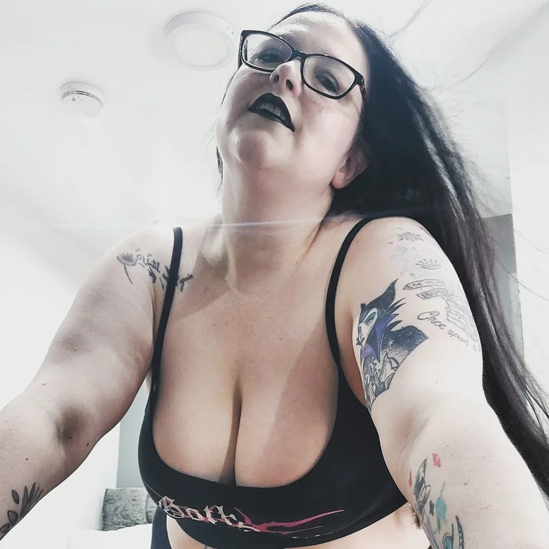 Emmaceleste OnlyFans profile