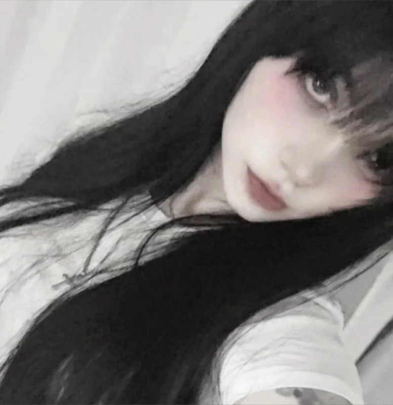 ৎ‧ OnlyFans creator with fantasy inspired content