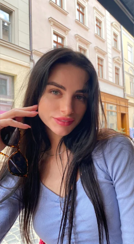 Eva - OnlyFans Creator Profile Picture