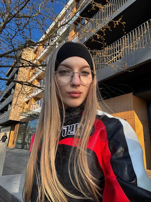Eva🎀 OnlyFans Profile Eva🎀 OnlyFans creator with creative content