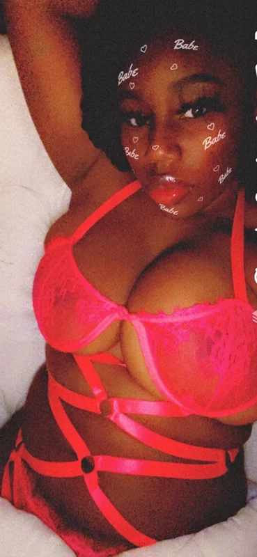 ExclusiveNaee OnlyFans thick goddess