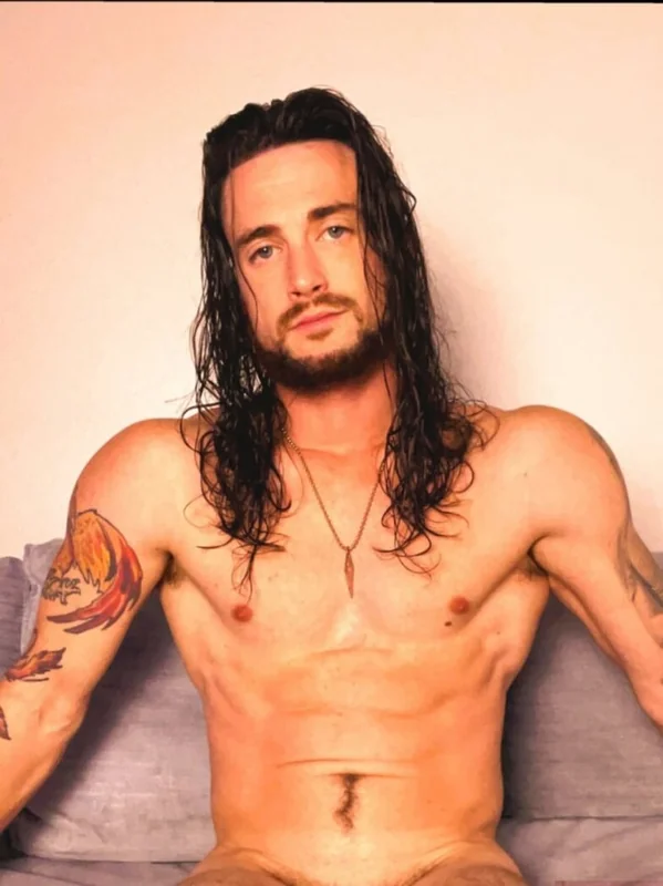 Famousd OnlyFans with big cock