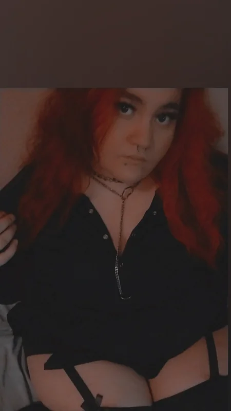 Angie OnlyFans red-haired creator