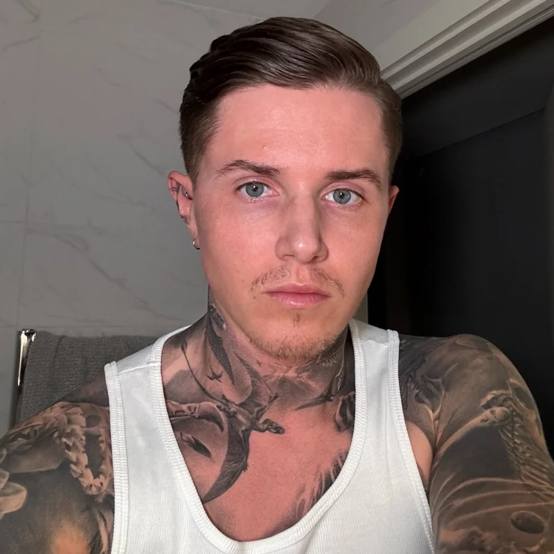 Finn 😈🔥 OnlyFans tattooed male creator