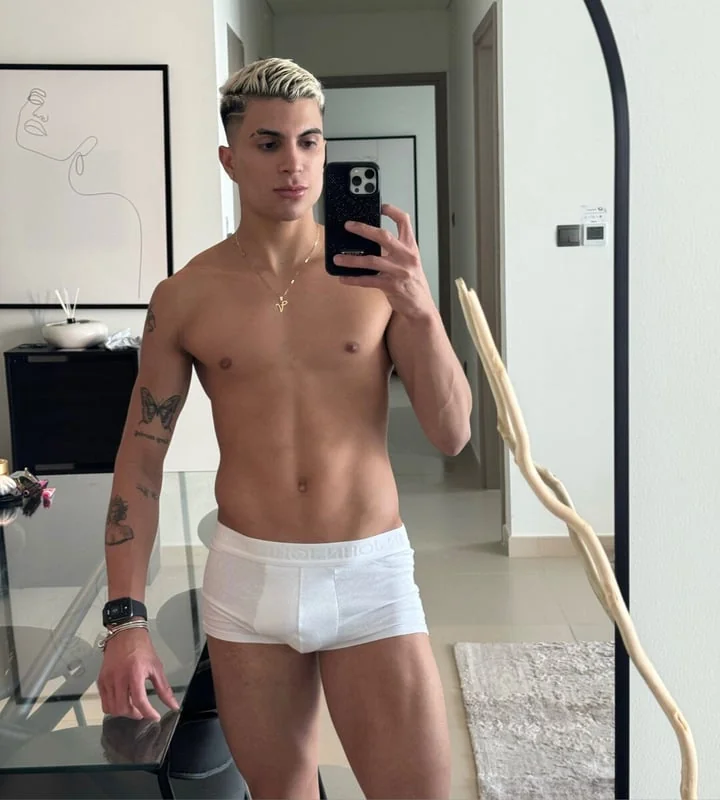 Felip OnlyFans Profile Felip OnlyFans Brazilian boy with playful energy