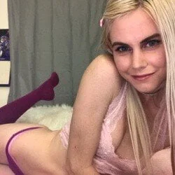 Fiona Sage - OnlyFans Creator Profile Picture