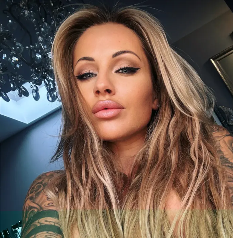 Julia Jasmin OnlyFans creator with engaging content