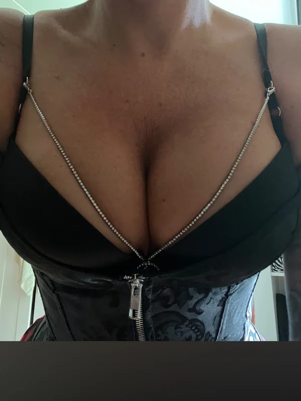 Fotrarch - Authentic Swedish OnlyFans Creator Fotrarch OnlyFans profile picture - Swedish creator