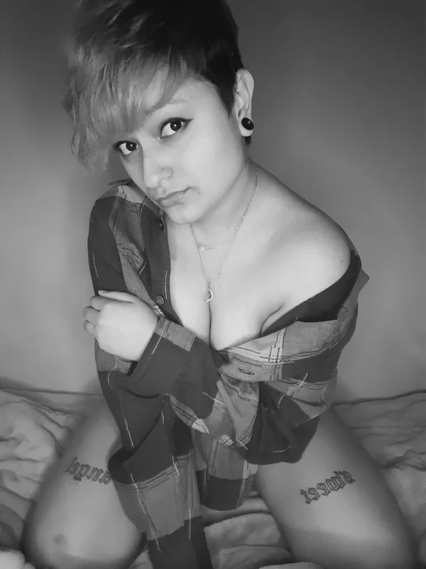 Francesca Zinerva - Engaging Latina Content Creator Francesca Zinerva OnlyFans profile picture - Latina creator