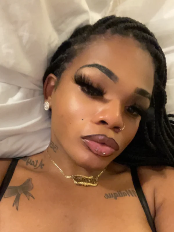 Freakhoegeni OnlyFans Creator Freakhoegeni OnlyFans creator with exclusive content
