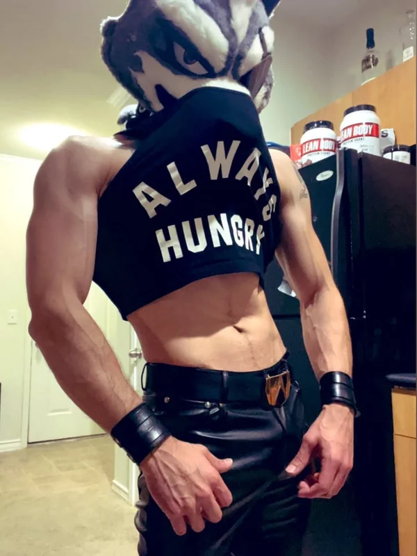 Mr. Wolf 🐺 🌟 OnlyFans athletic creator