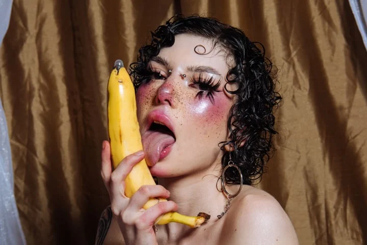 Fuzzyfairy🧚🏼‍♀️ OnlyFans petite creator