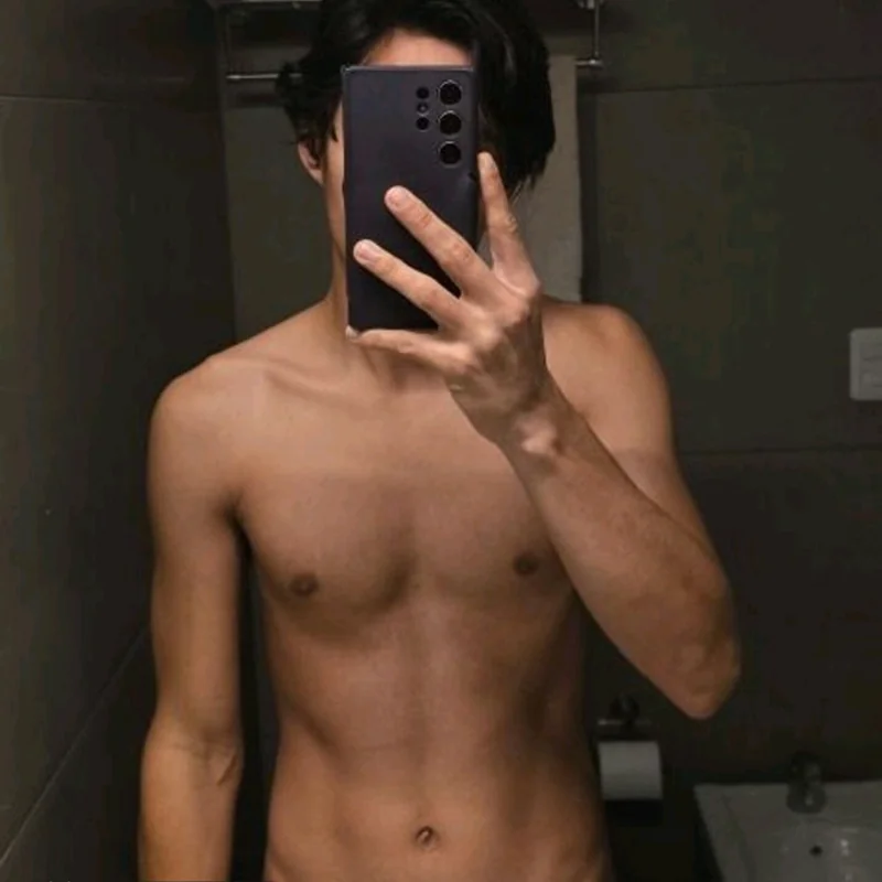 Gabeorion OnlyFans creator and power bottom twink