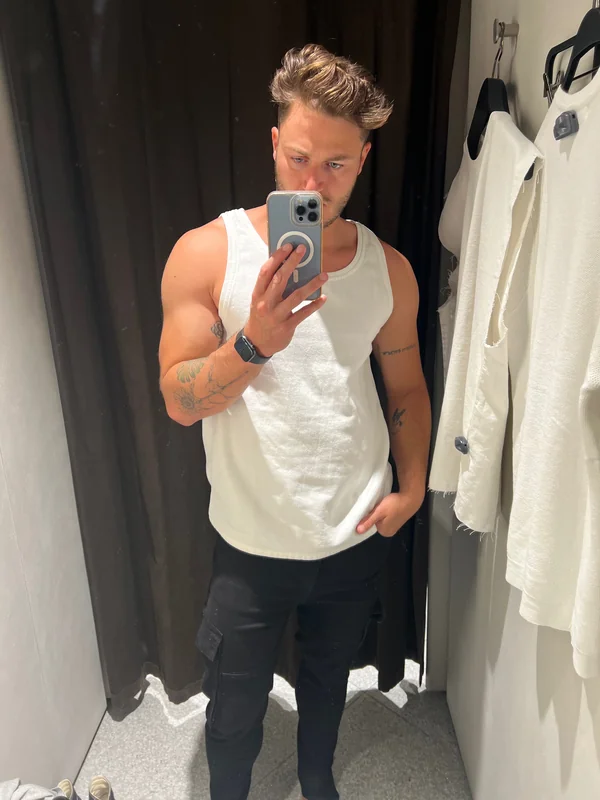 PEACHES OnlyFans Profile PEACHES OnlyFans Amateur Beach Bum