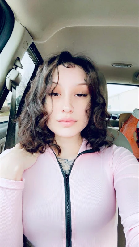 Miami OnlyFans creator with tattooed style