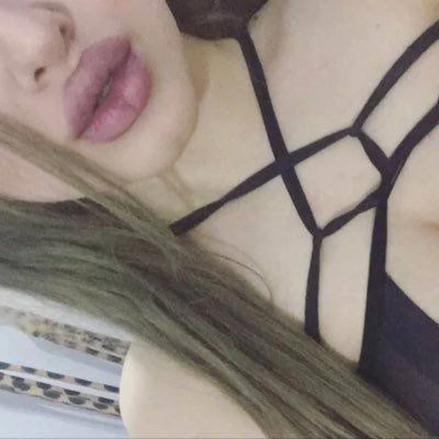 ONLINE NOW! DM ME! OnlyFans Creator ONLINE NOW! DM ME! OnlyFans creator with flirty content