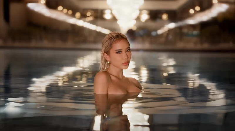 GimmeMo RATED #1 ASIAN OnlyFans Profile