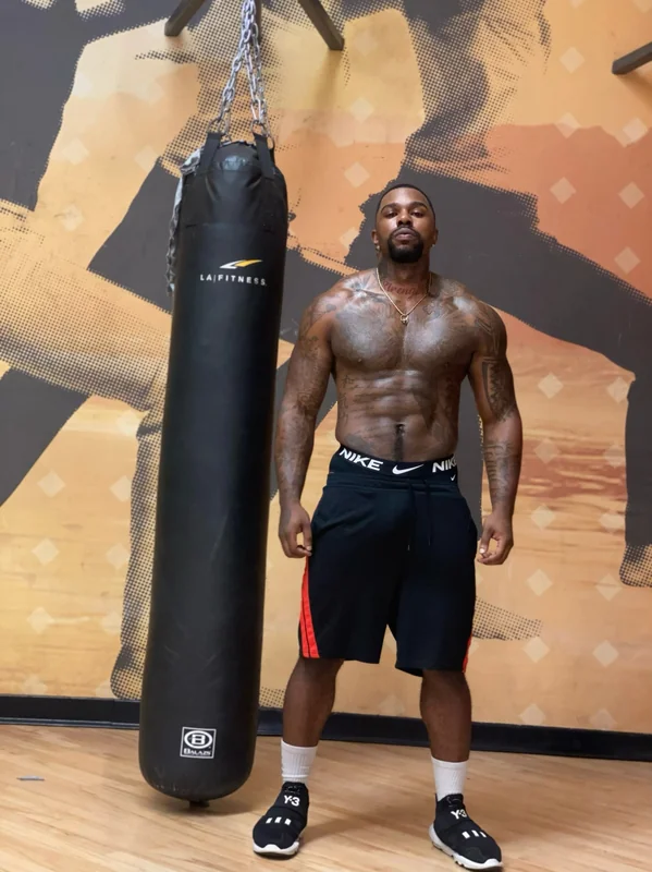 Giovanniv - OnlyFans Creator Profile Picture