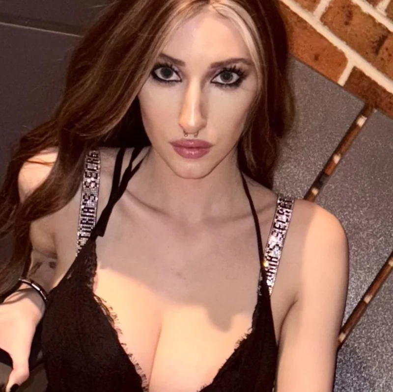 Your GF Stella - OnlyFans Creator Profile Picture