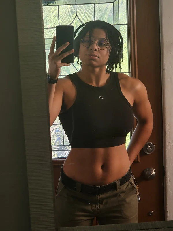 B OnlyFans profile