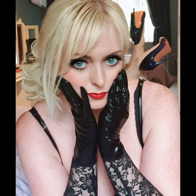 Goddesspandora40 OnlyFans Profile Goddesspandora40 OnlyFans nylon collection