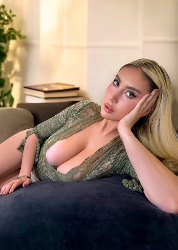 Goddessbailz OnlyFans profile