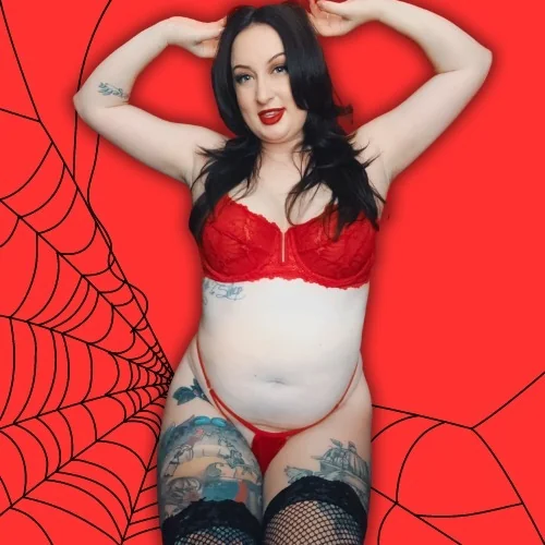 LucyJamesLive Profile on OnlyFans LucyJamesLive OnlyFans tattooed goddess