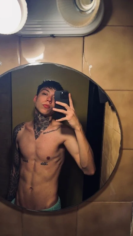 Golosinas OnlyFans captivating content