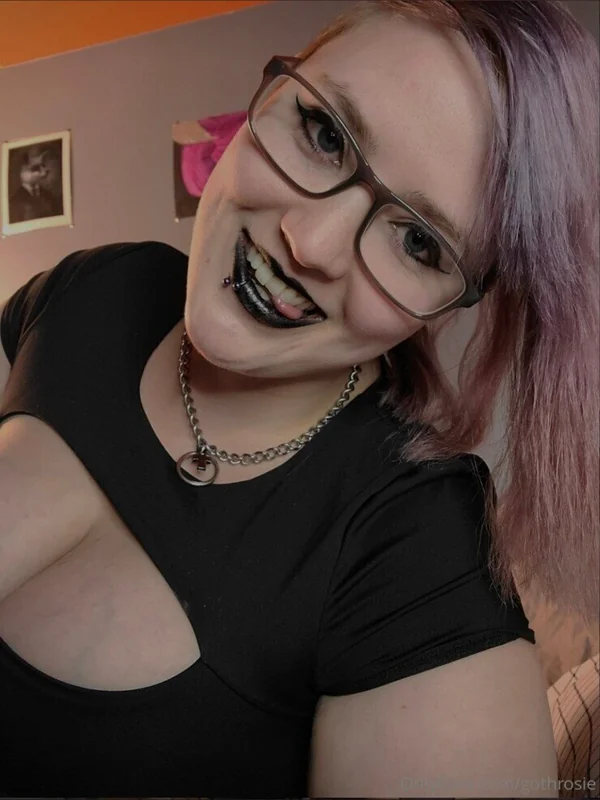 Your Kinky Goth Girlfriend - OnlyFans Creator Profile Picture
