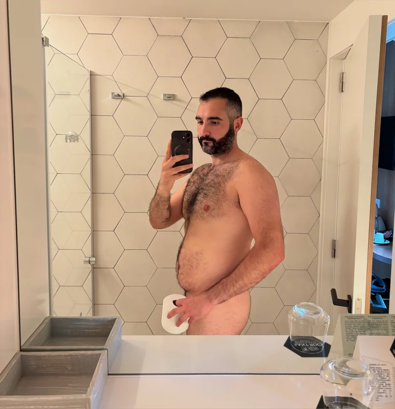 Growingteddy OnlyFans Profile Growingteddy OnlyFans creator with a masculine look.