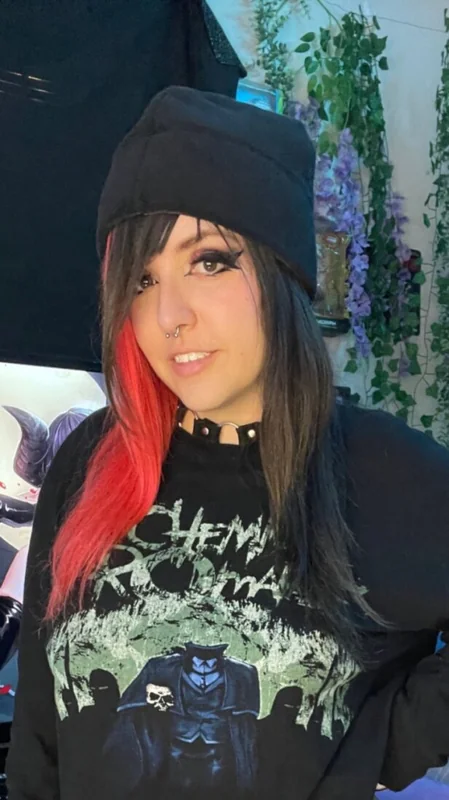 Gummyghostgirl OnlyFans creator with exclusive content