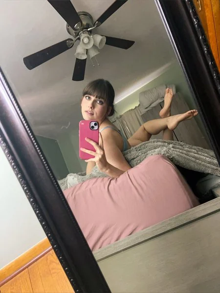 Haesicks2 OnlyFans profile with engaging content