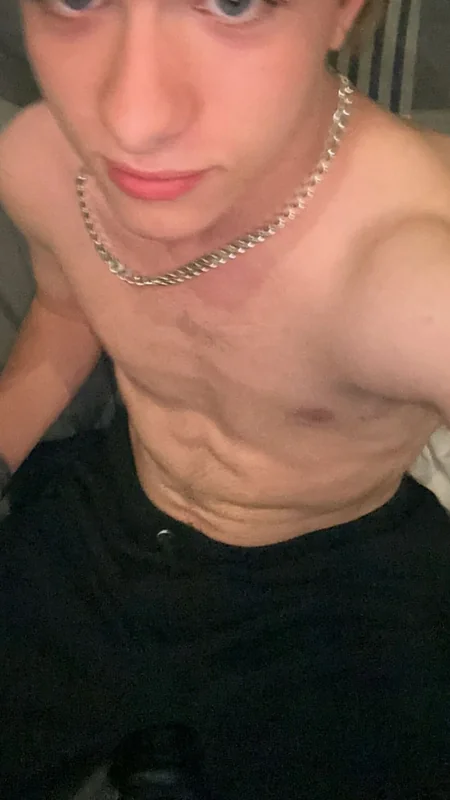 HairyTwink 😈 OnlyFans creator with exclusive content