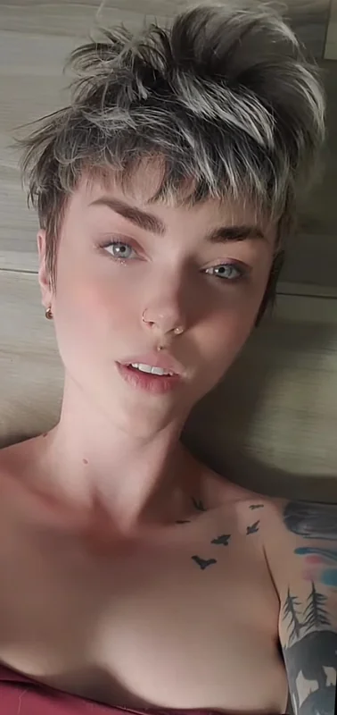 Haliescom3t - OnlyFans Creator Profile Picture