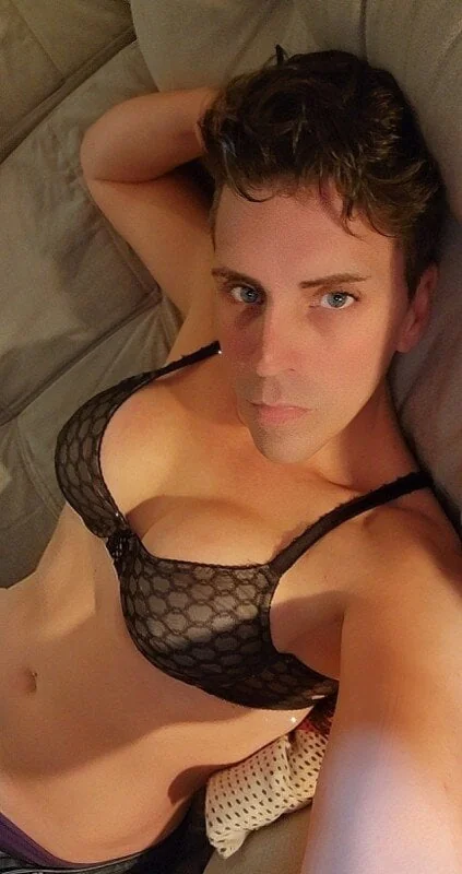 Hannahinveritas OnlyFans creator with engaging content