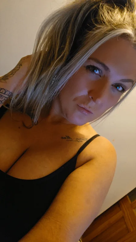 HARLEY SL💙T OnlyFans profile with exclusive content
