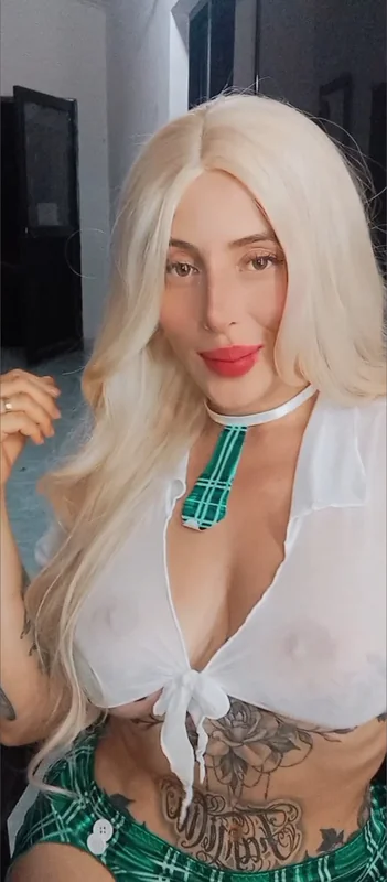 Hazoro OnlyFans Profile Hazoro OnlyFans creator with tattoos