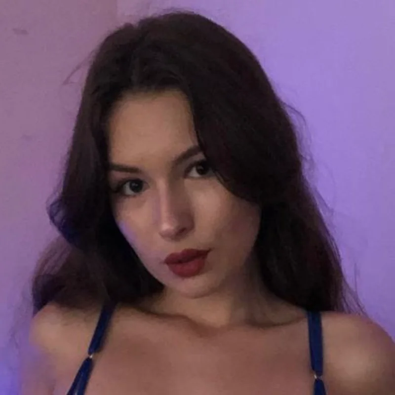 Helen OnlyFans profile