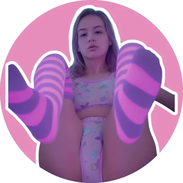 hellolyric OnlyFans profile
