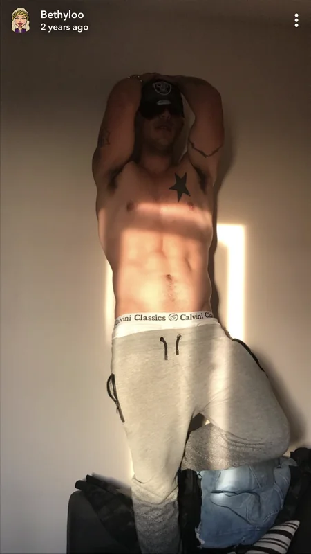 Big dbow OnlyFans creator from the UK