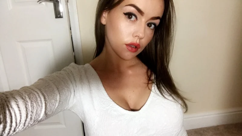 Bella ♔ OnlyFans Creator Bella ♔ OnlyFans creator with exclusive content