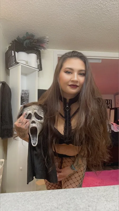 Honeybunny42013 OnlyFans creator with engaging content